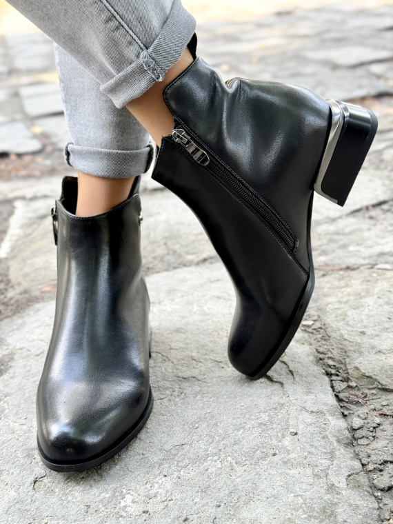 Botki z Naturalnej Skóry – Klasa i Komfort na Co Dzień