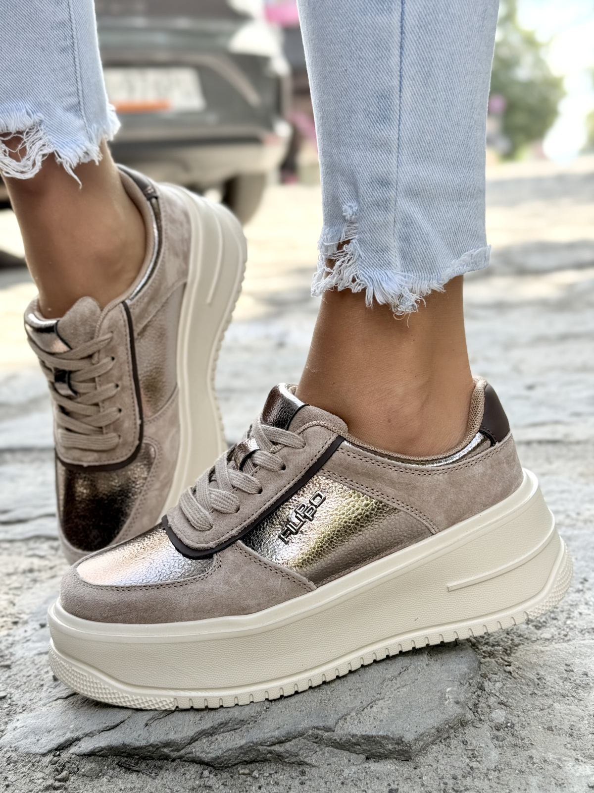 Sneakersy ze Skóry Naturalnej – Komfort i Styl w Jednym