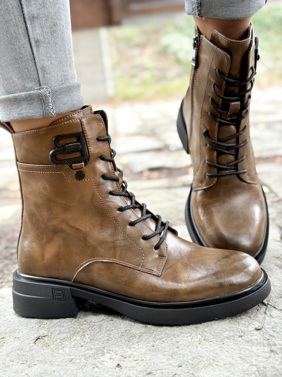 Botki ze 100% naturalnej skóry – styl i komfort na co dzień