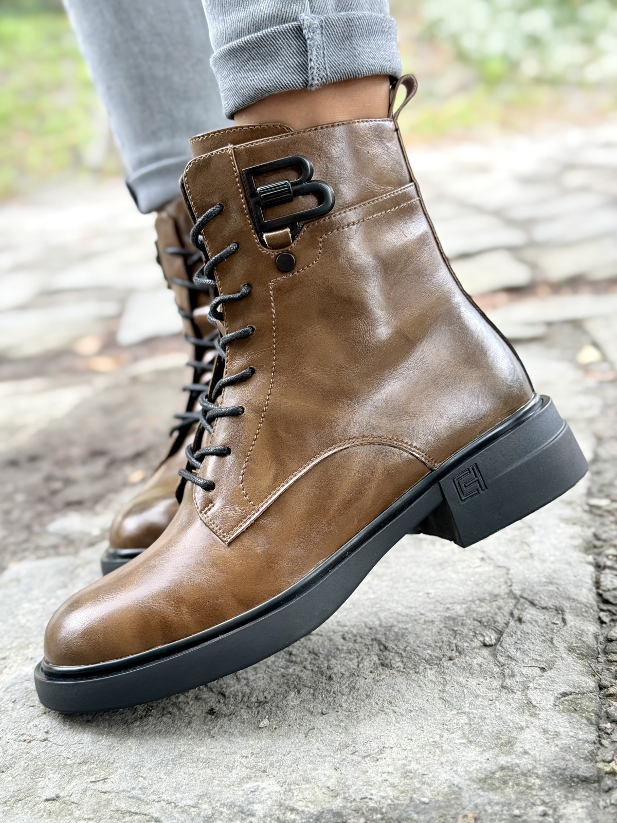 Botki ze 100% naturalnej skóry – styl i komfort na co dzień