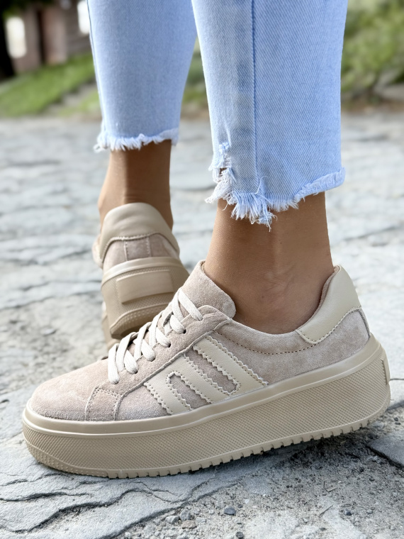 Sneakersy z Naturalnej Skóry – Komfort i Styl na Co Dzień