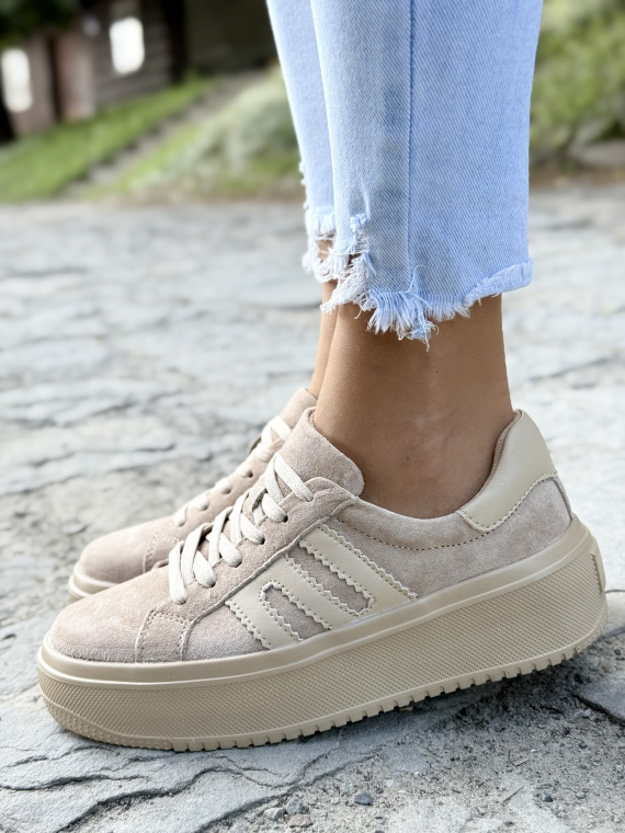 Sneakersy z Naturalnej Skóry – Komfort i Styl na Co Dzień