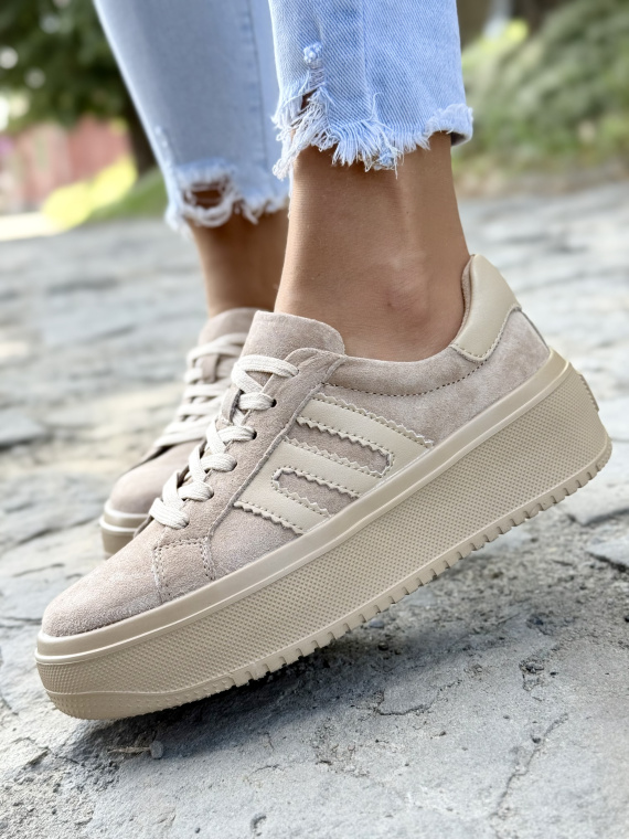 Sneakersy z Naturalnej Skóry – Komfort i Styl na Co Dzień