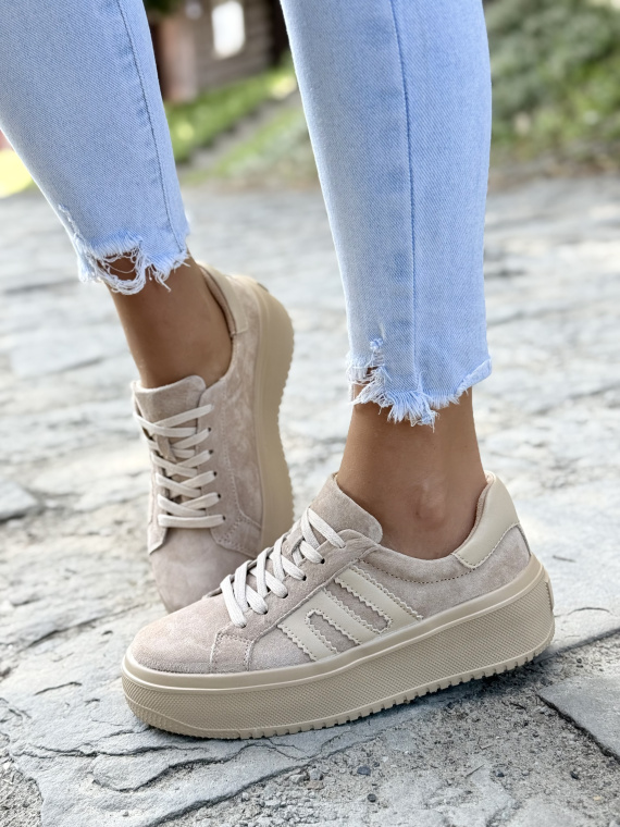 Sneakersy z Naturalnej Skóry – Komfort i Styl na Co Dzień