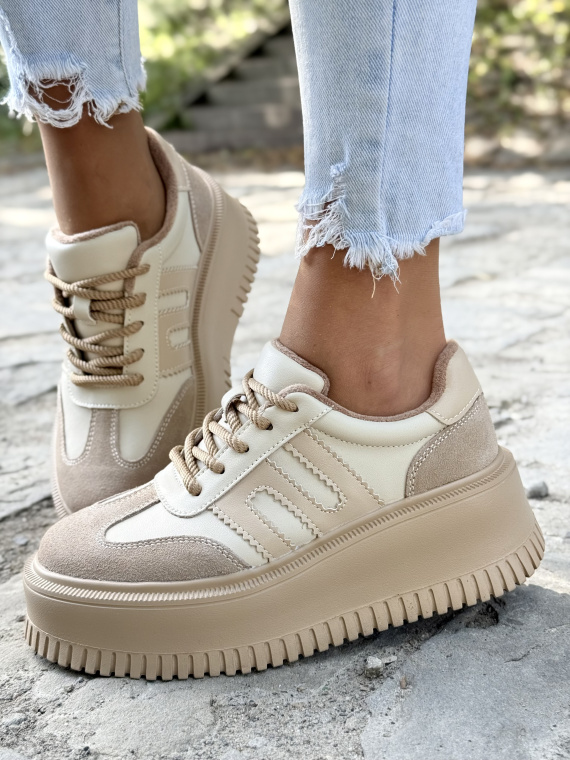 Sneakersy ze Skóry Naturalnej – Komfort i Styl na Co Dzień