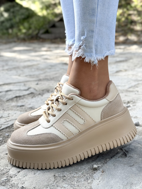 Sneakersy ze Skóry Naturalnej – Komfort i Styl na Co Dzień