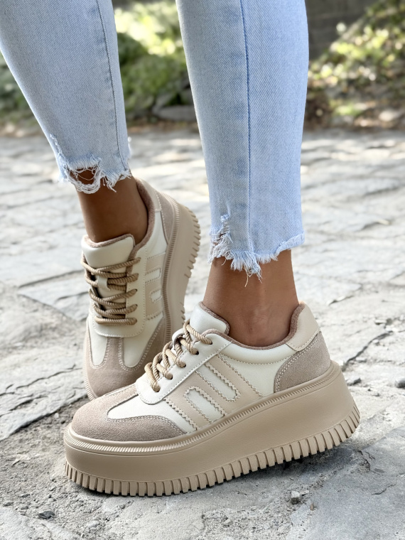 Sneakersy ze Skóry Naturalnej – Komfort i Styl na Co Dzień