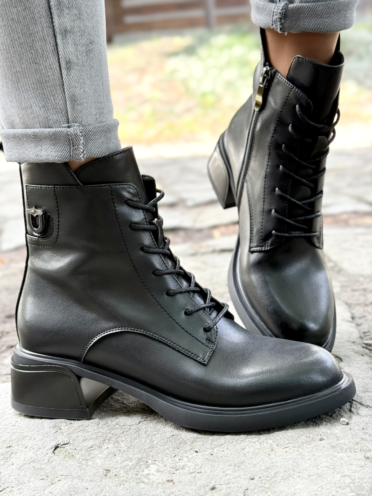 Eleganckie Botki z Naturalnej Skóry – Dla Wymagających Kobiet