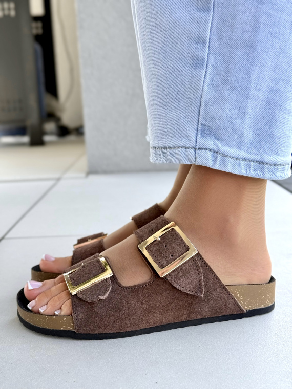 OLEKSY – Skórzane Klapki Tworzone w Polsce