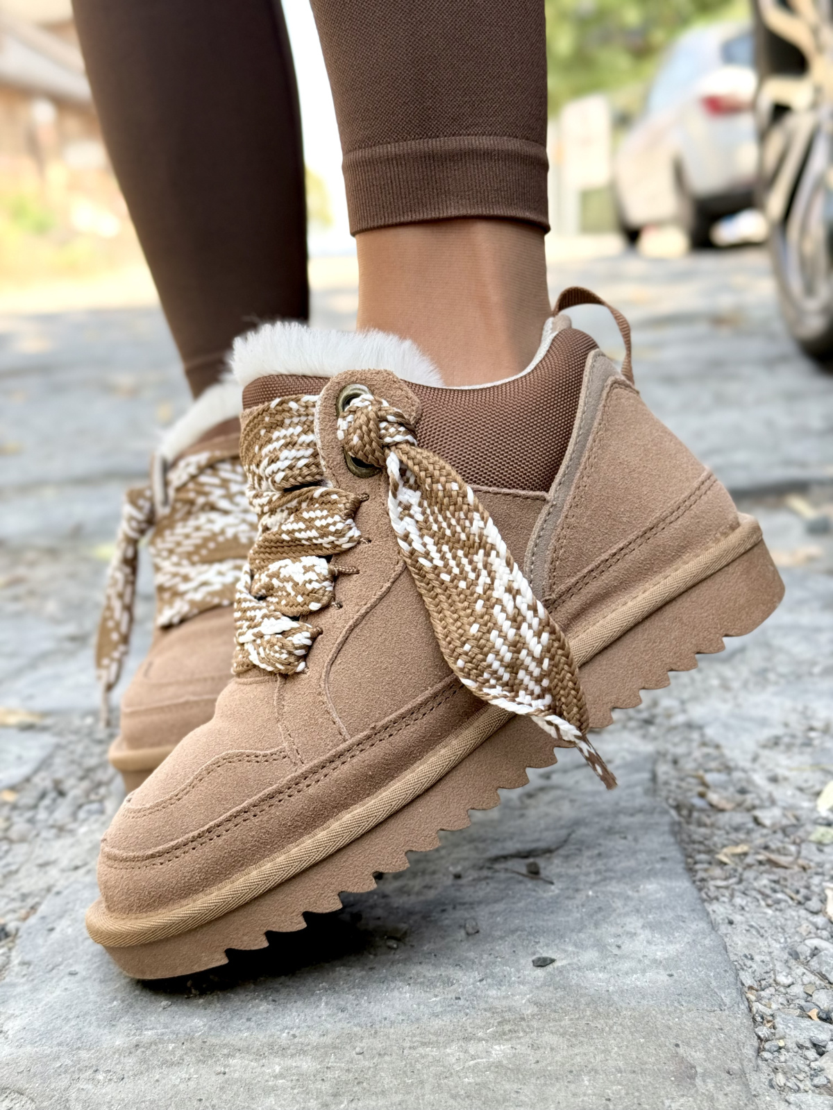 Śniegowce z Naturalnej Skóry – Komfort i Styl na Zimę