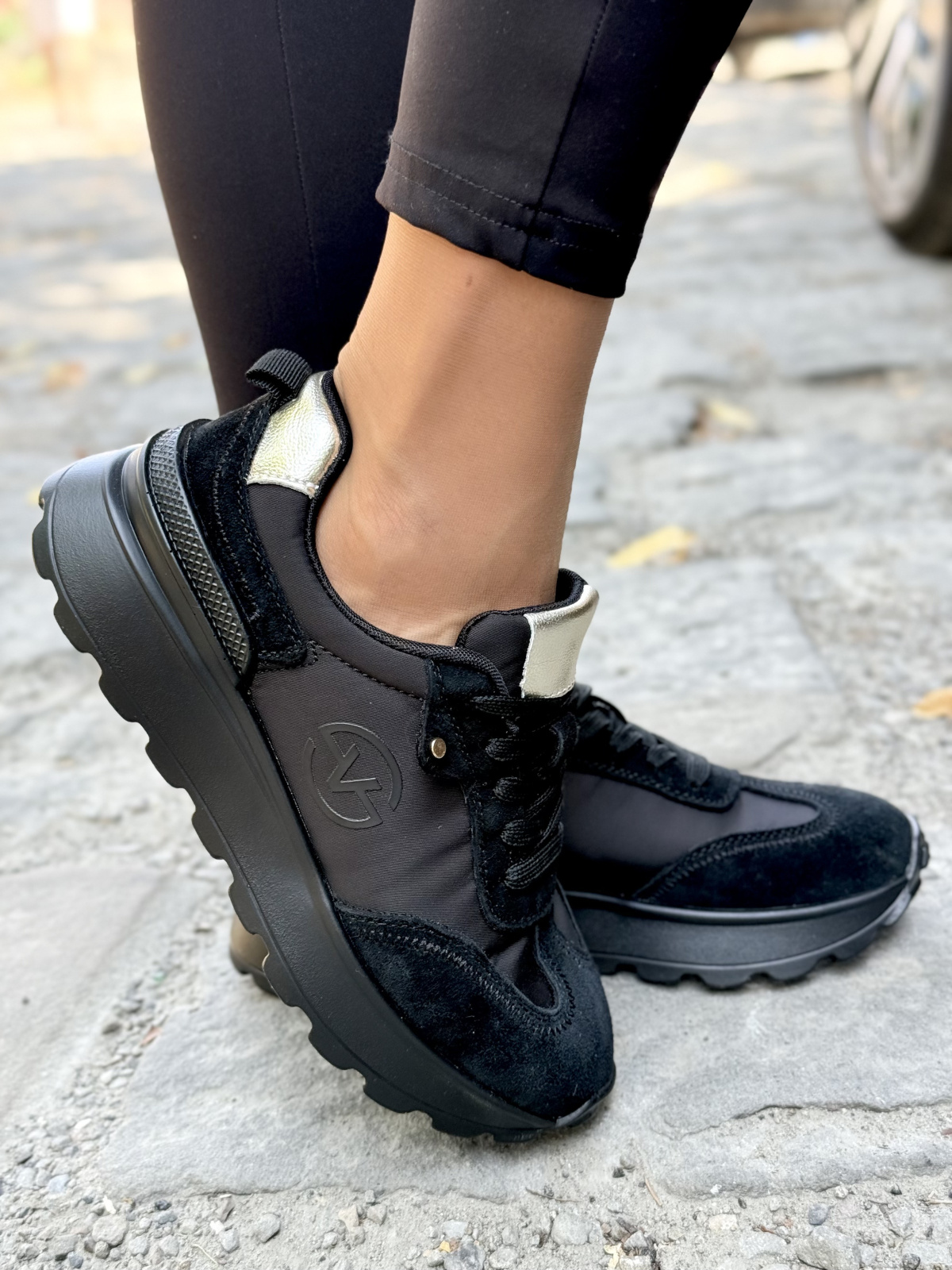 Modne sneakersy ze skóry naturalnej