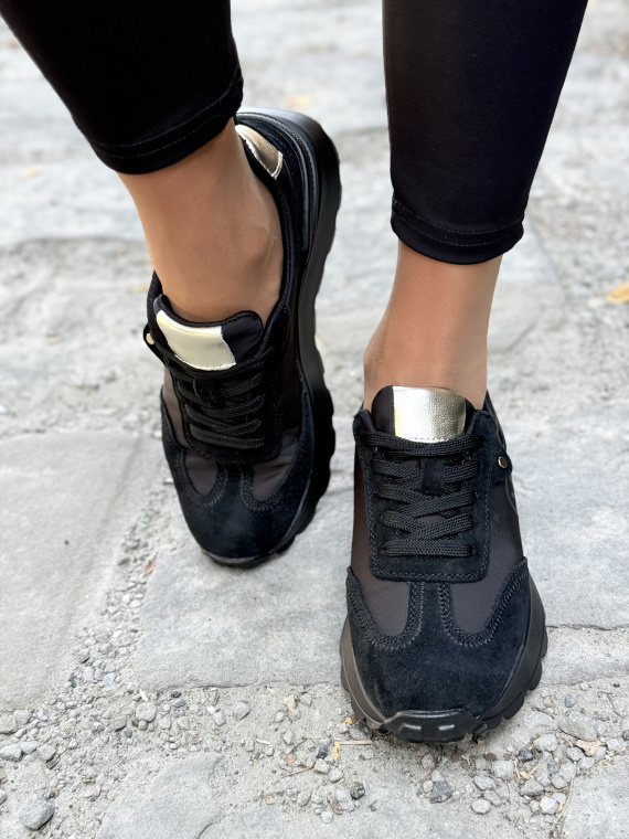 Modne sneakersy ze skóry naturalnej