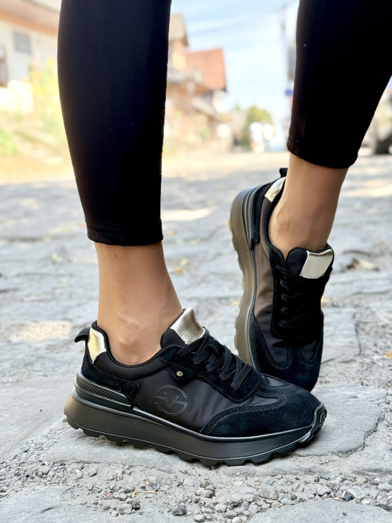 Modne sneakersy ze skóry naturalnej