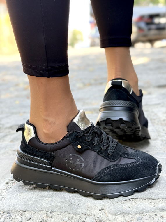 Modne sneakersy ze skóry naturalnej