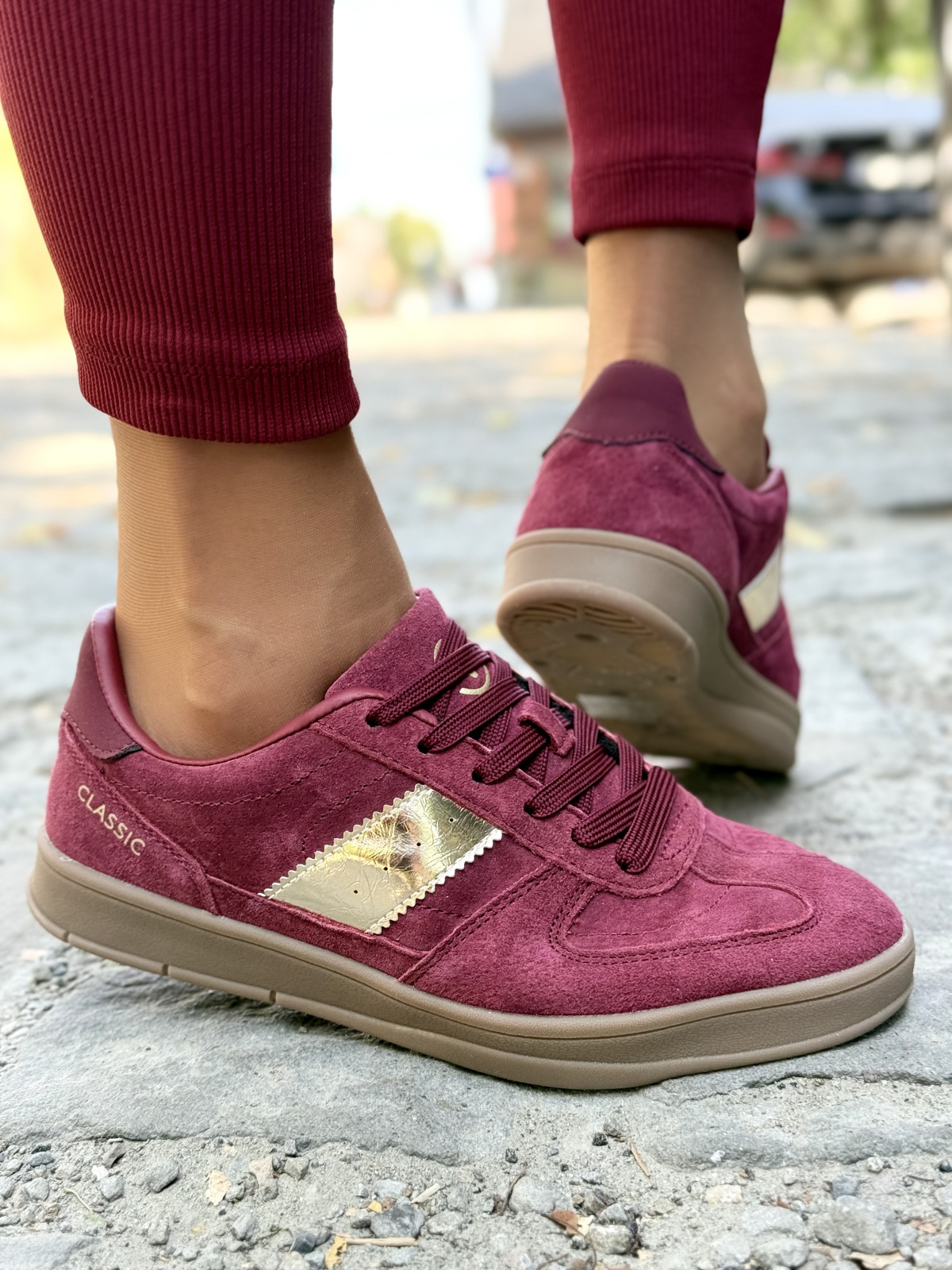 Damskie sneakersy ze skóry naturalnej – styl, wygoda i trwałość