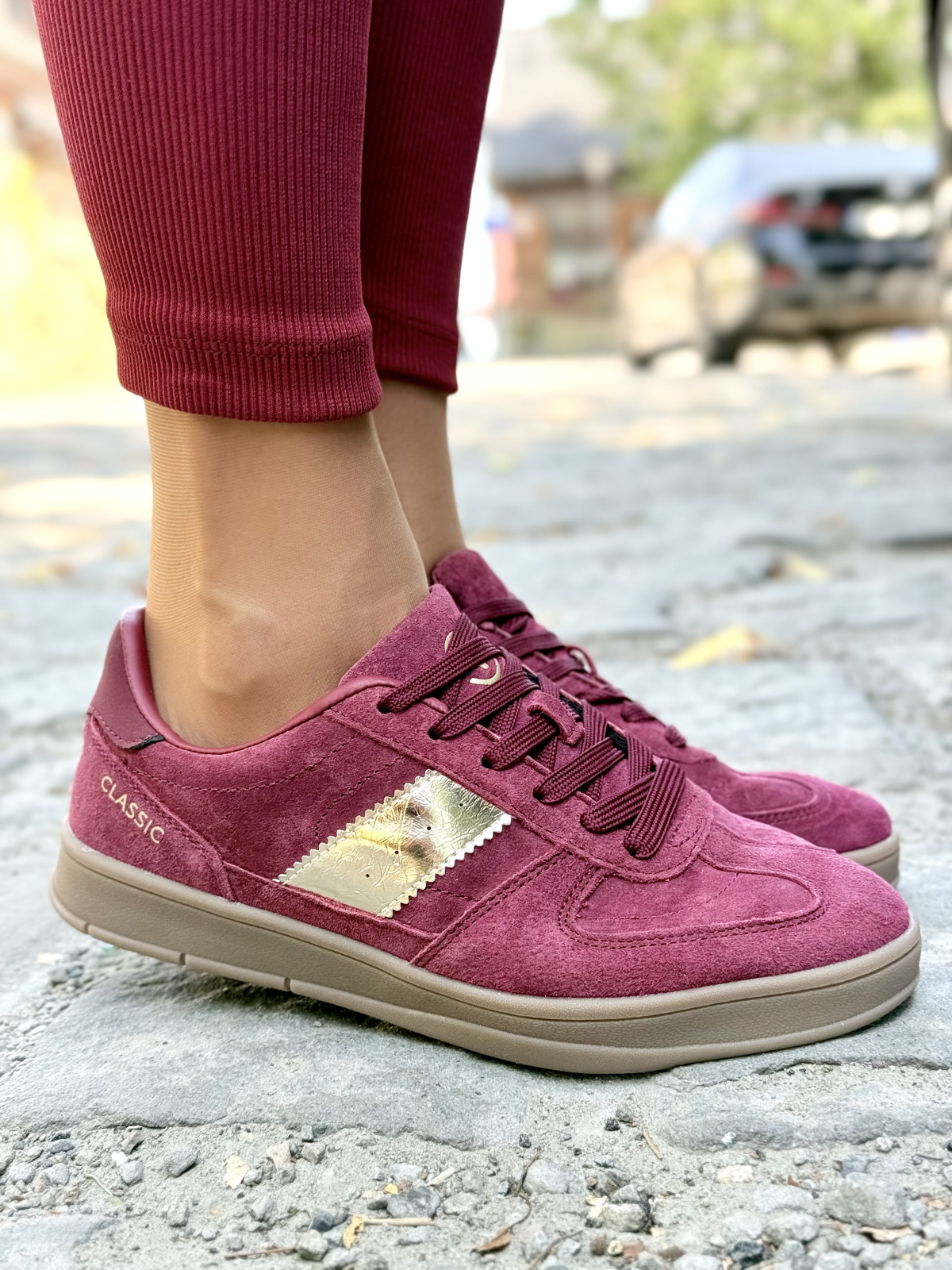 Damskie sneakersy ze skóry naturalnej – styl, wygoda i trwałość