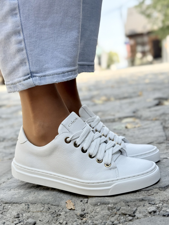 Sneakersy OLEKSY z naturalnej skóry – styl i komfort na co dzień