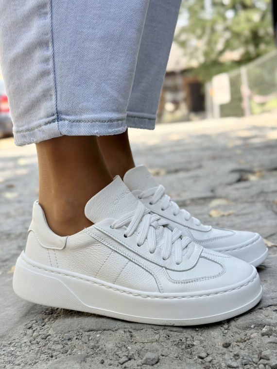 Sneakersy OLEKSY z naturalnej skóry – styl i komfort w najlepszym wydaniu