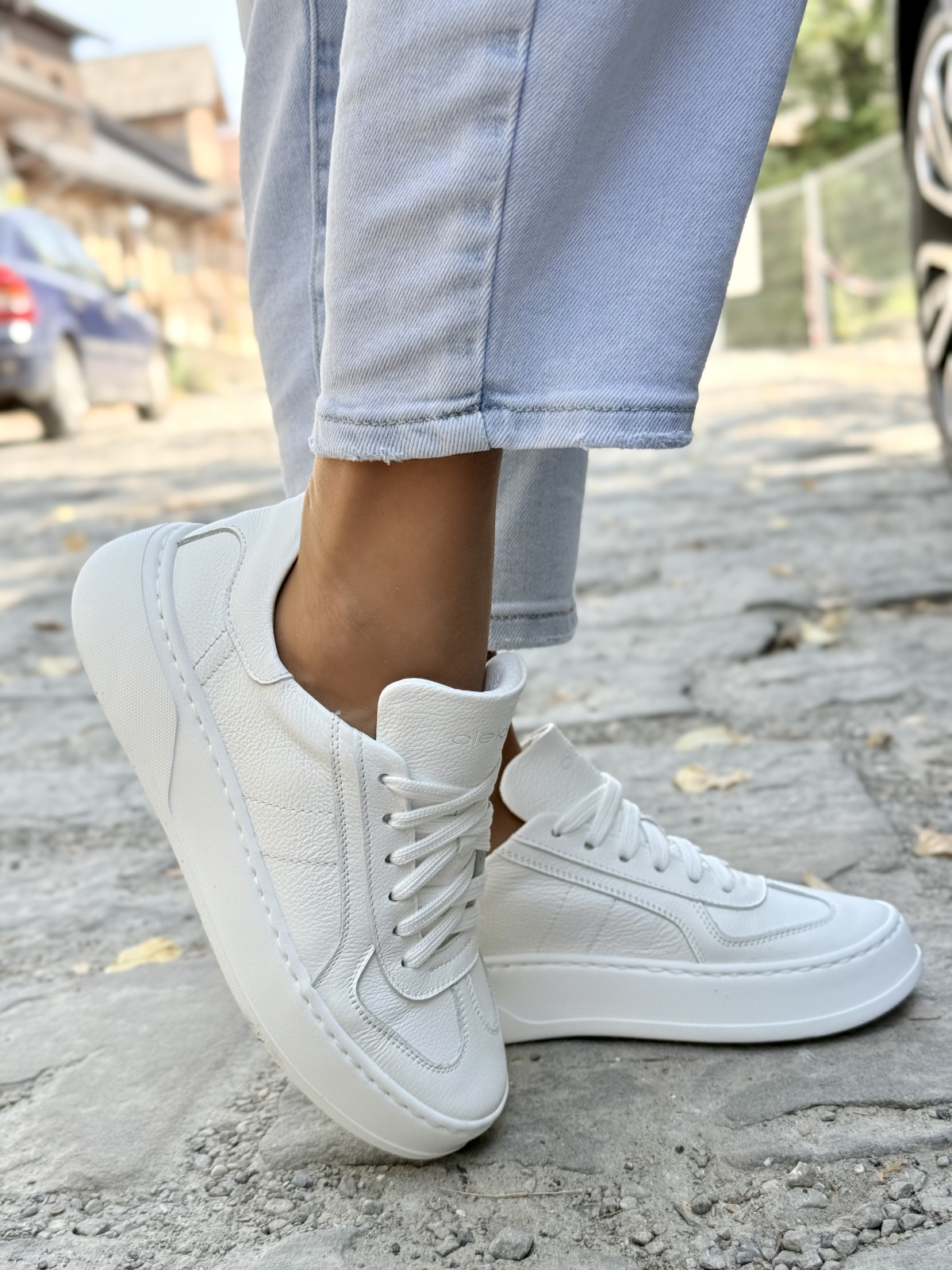 Sneakersy OLEKSY z naturalnej skóry – styl i komfort w najlepszym wydaniu