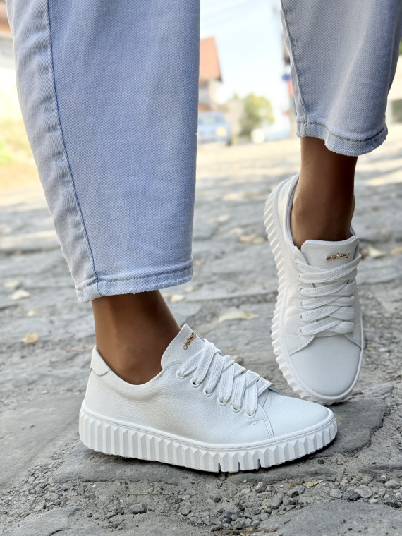 Sneakersy OLEKSY z naturalnej skóry – styl i komfort w najlepszym wydaniu