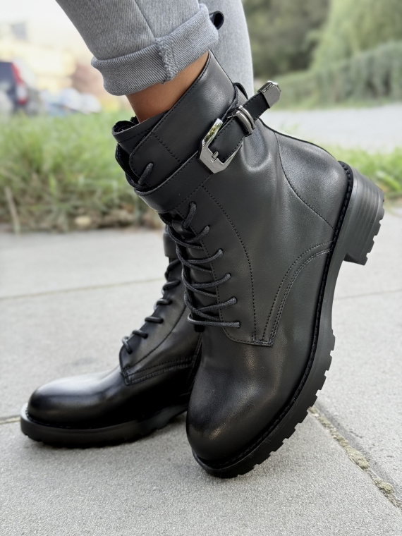 Skórzane botki damskie – ponadczasowy komfort i jakość