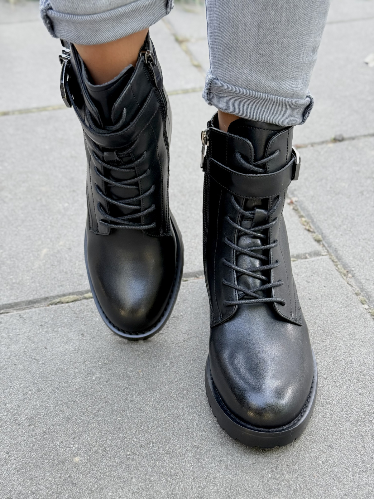 Skórzane botki damskie – ponadczasowy komfort i jakość