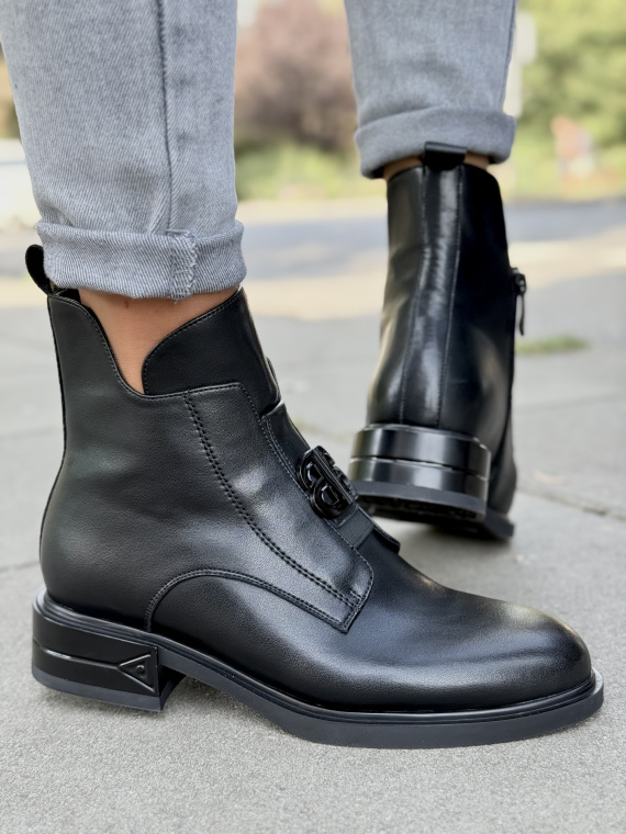 Eleganckie botki ze skóry naturalnej