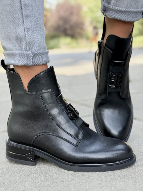 Eleganckie botki ze skóry naturalnej