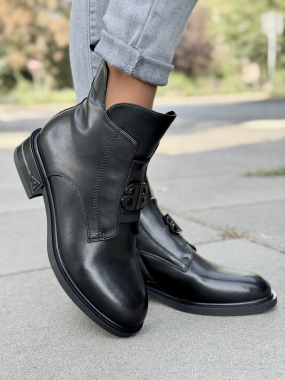 Eleganckie botki ze skóry naturalnej