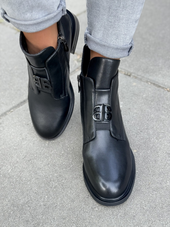 Eleganckie botki ze skóry naturalnej