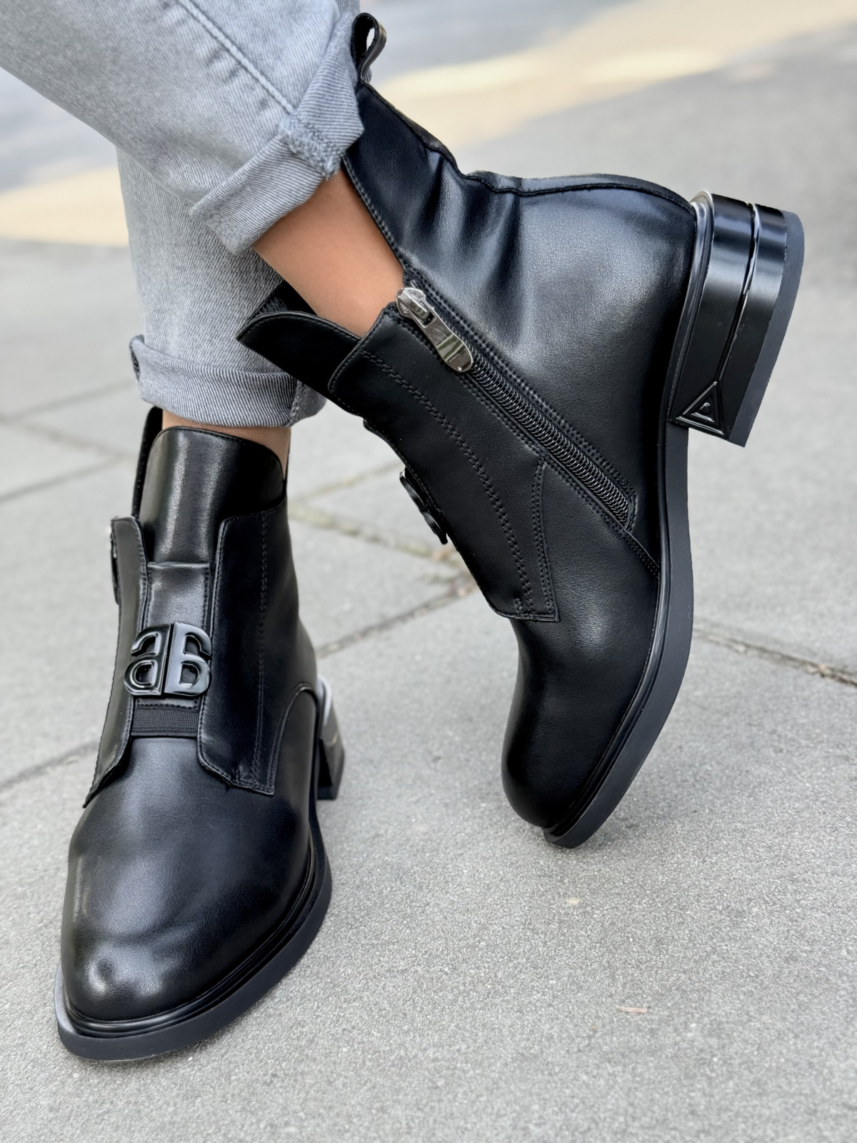 Eleganckie botki ze skóry naturalnej