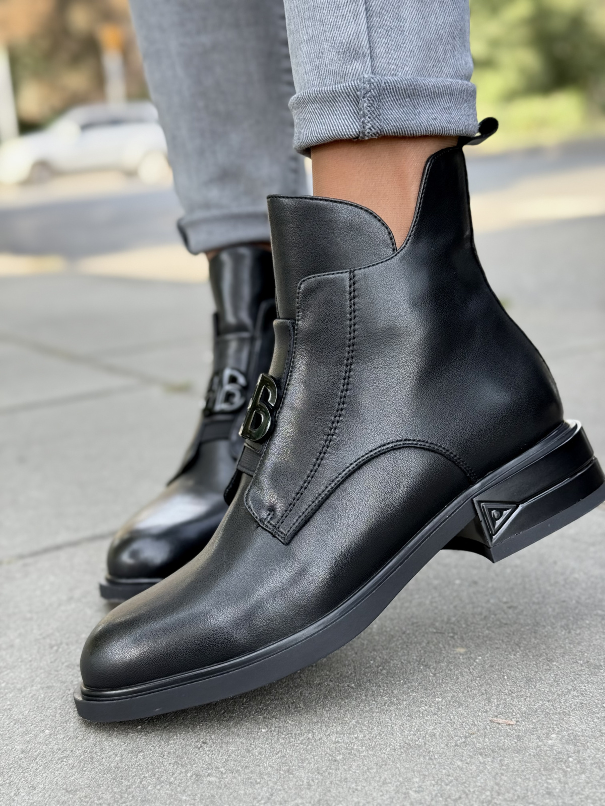 Eleganckie botki ze skóry naturalnej