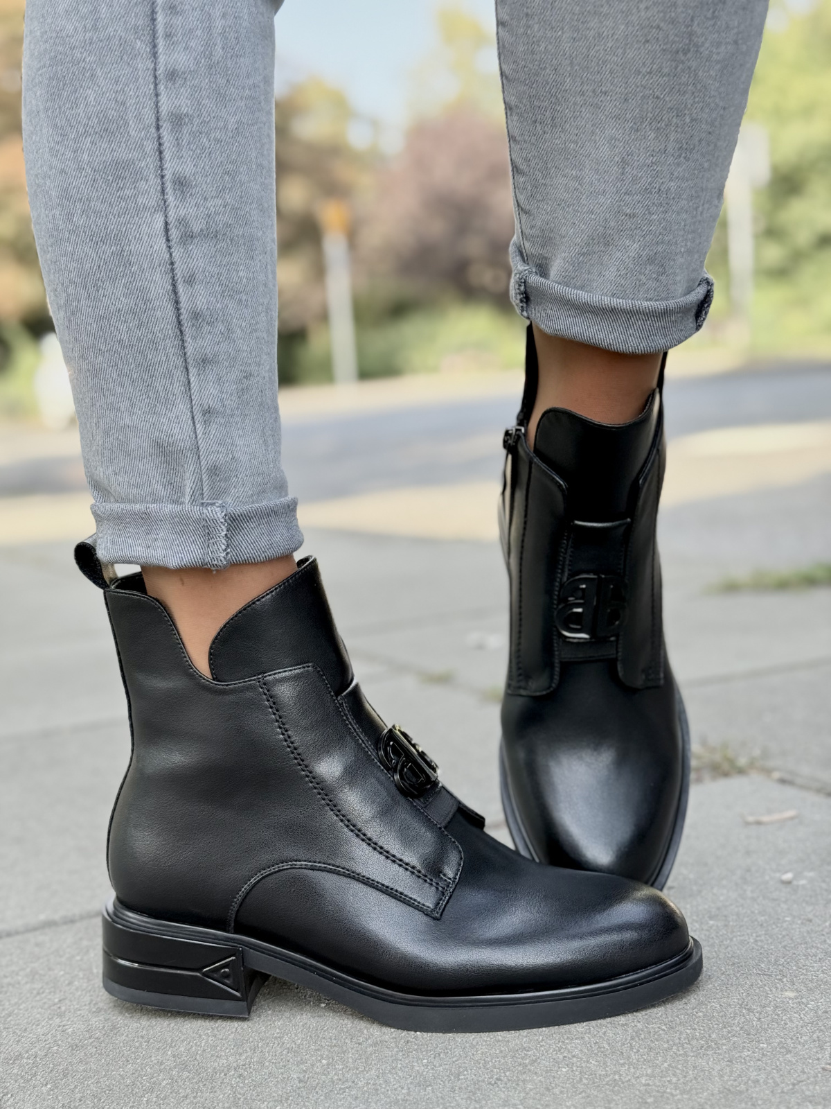 Eleganckie botki ze skóry naturalnej