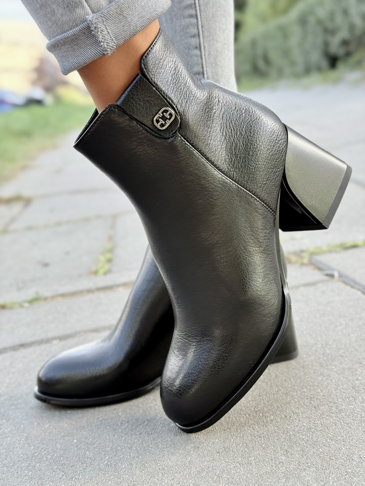 Botki ze skóry naturalnej – komfort i szyk w jednym