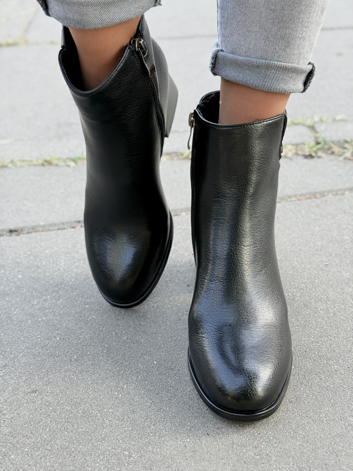 Botki ze skóry naturalnej – komfort i szyk w jednym