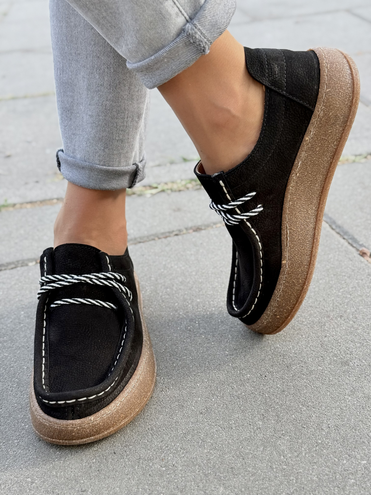 Półbuty OLEKSY z naturalnej skóry – komfort i styl na co dzień