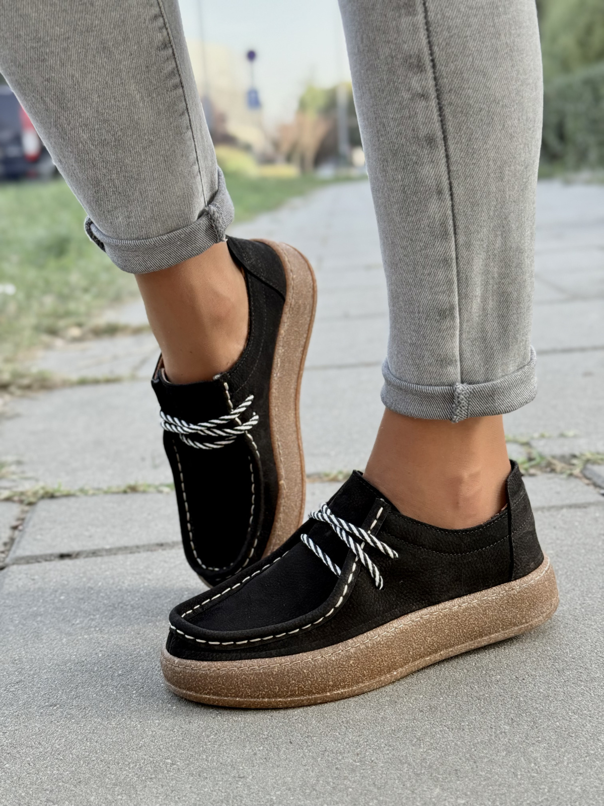 Półbuty OLEKSY z naturalnej skóry – komfort i styl na co dzień