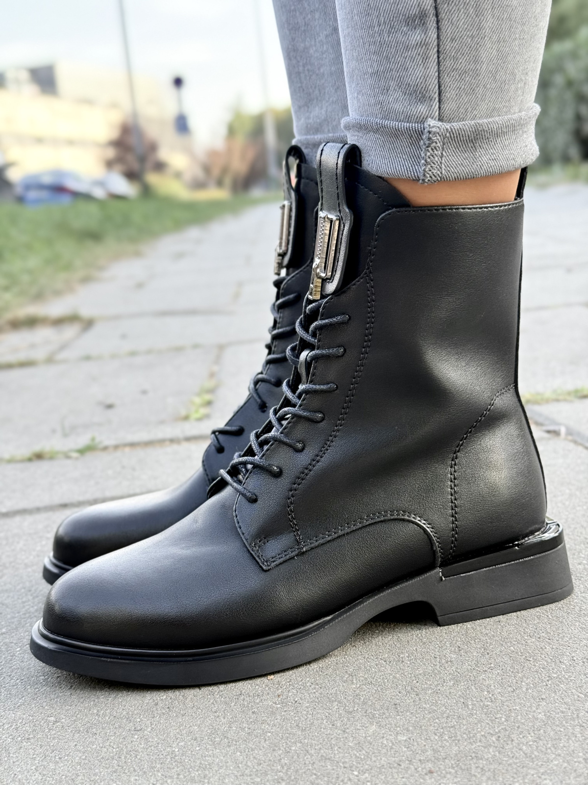 Botki OLEKSY z naturalnej skóry – elegancja i wygoda na co dzień