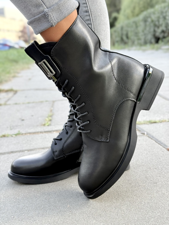 Botki OLEKSY z naturalnej skóry – elegancja i wygoda na co dzień