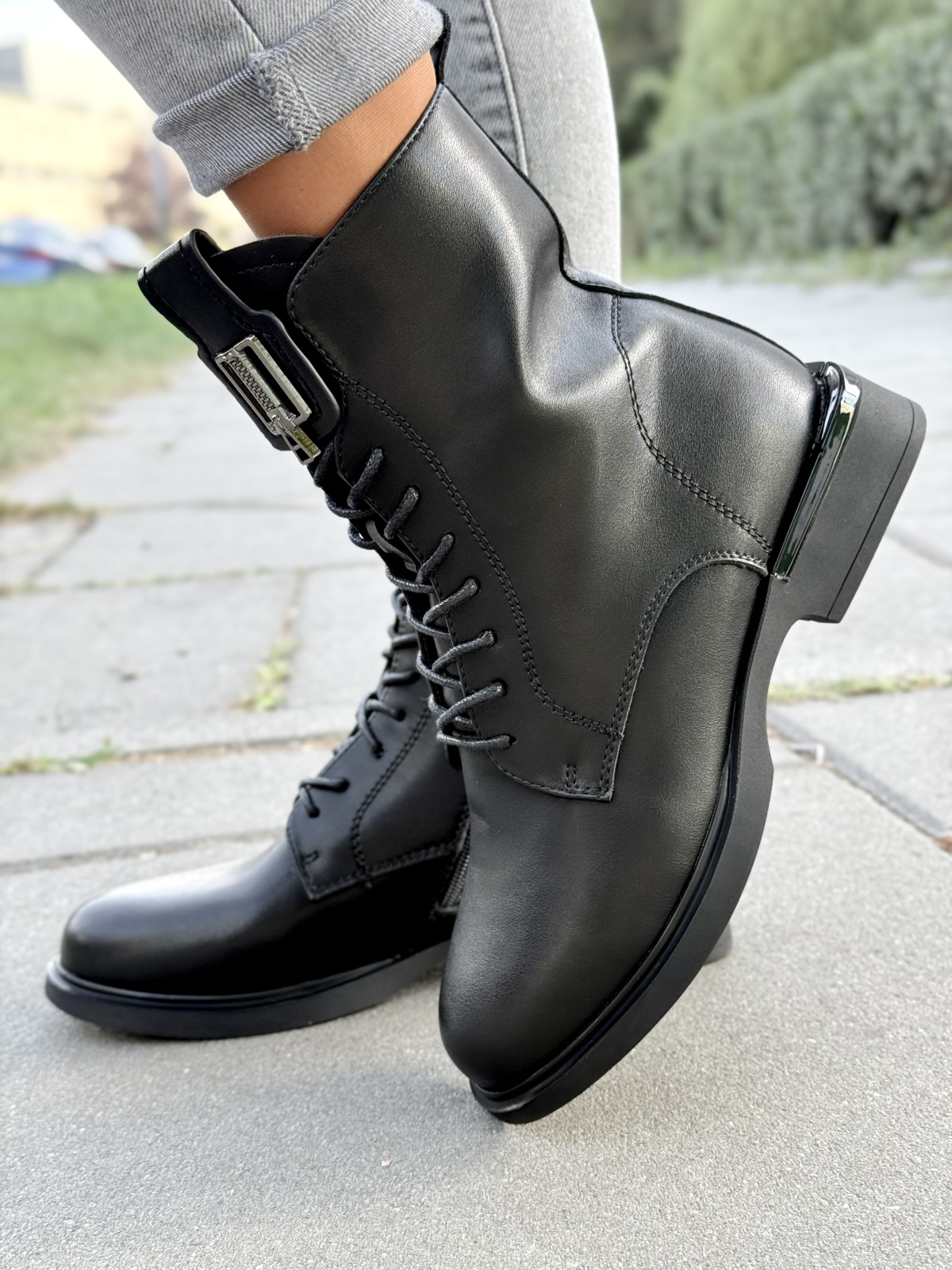 Botki OLEKSY z naturalnej skóry – elegancja i wygoda na co dzień