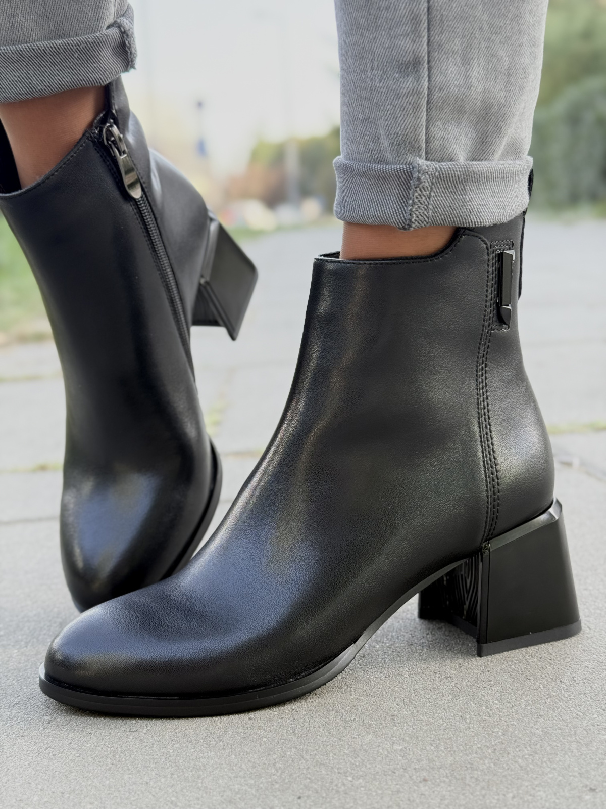 Eleganckie botki ze skóry naturalnej