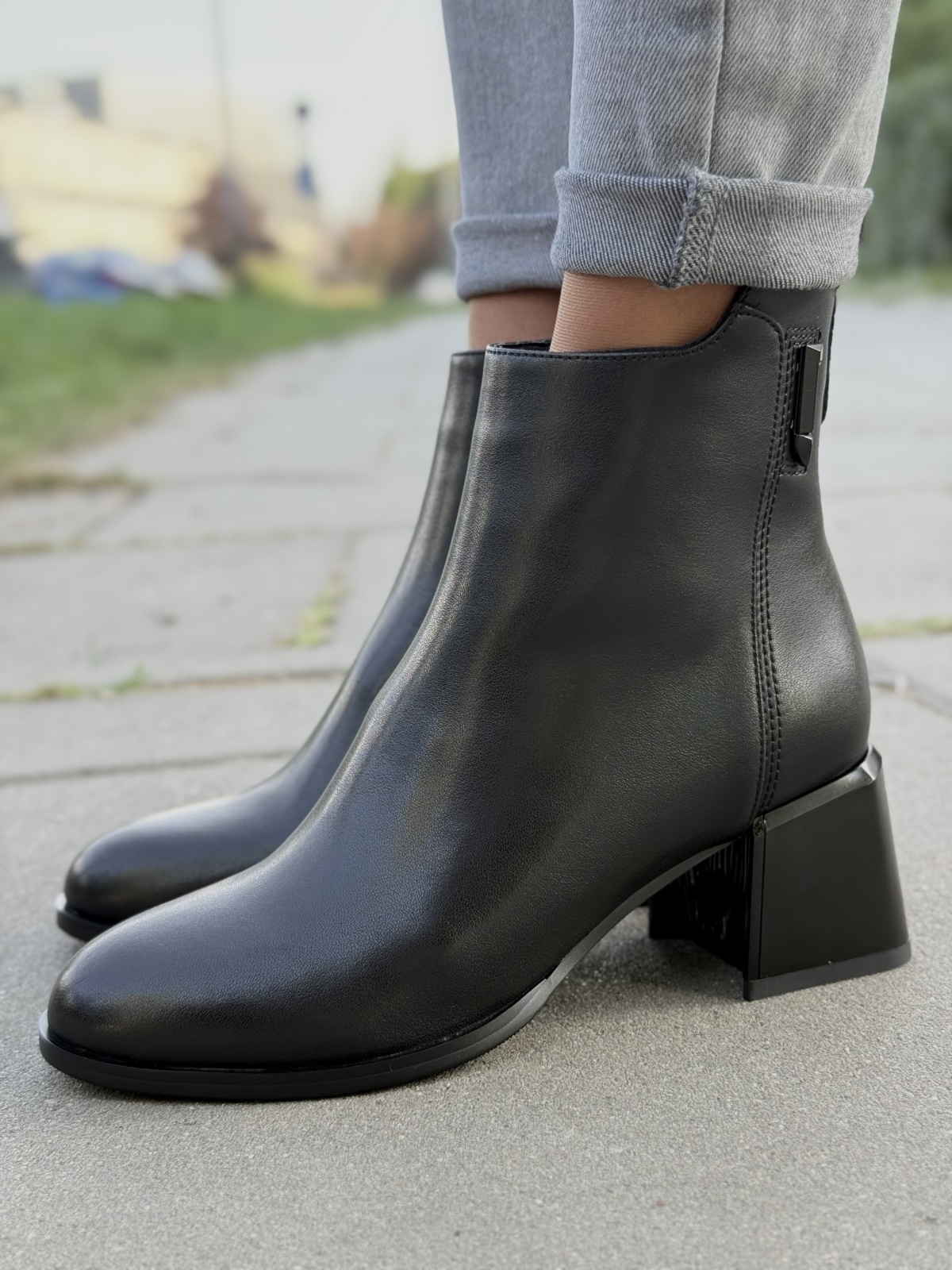 Eleganckie botki ze skóry naturalnej