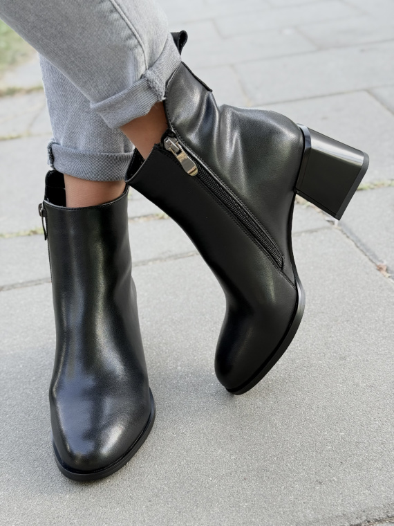 Eleganckie botki ze skóry naturalnej