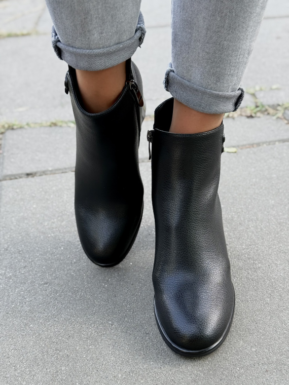 Eleganckie botki ze skóry naturalnej