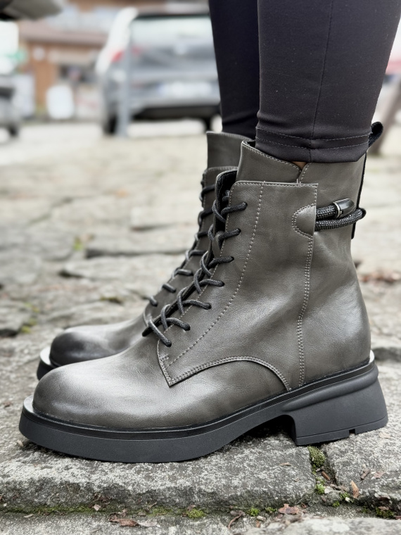 Botki ze skóry naturalnej – klasyka w nowoczesnym wydaniu