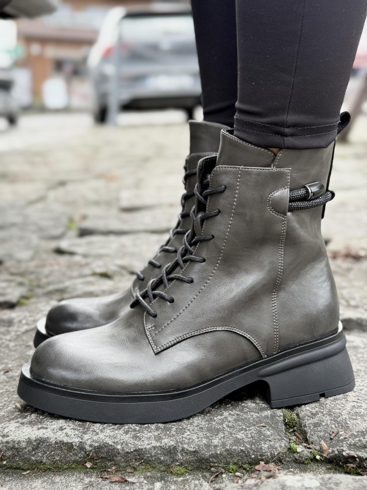 Botki ze skóry naturalnej – klasyka w nowoczesnym wydaniu