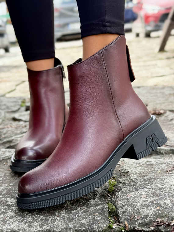 Botki damskie ze skóry naturalnej – elegancja i komfort