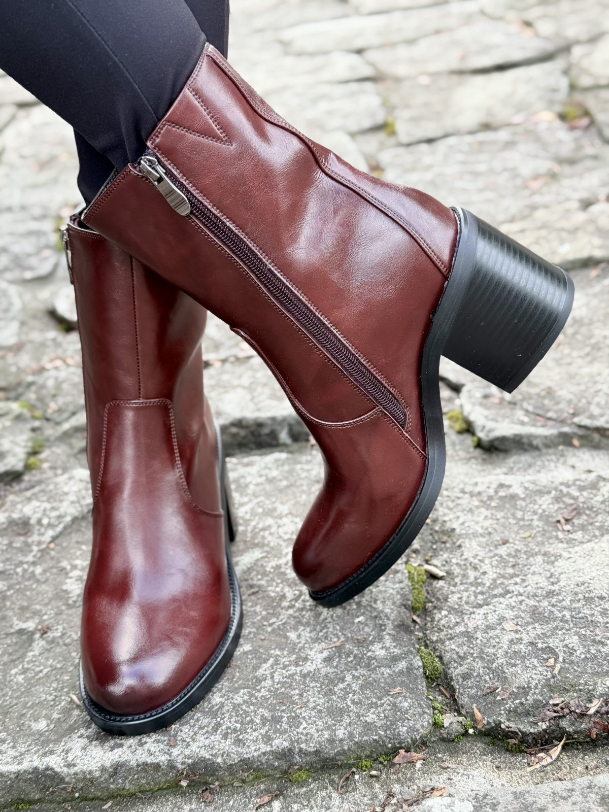 Ponadczasowe botki z naturalnej skóry