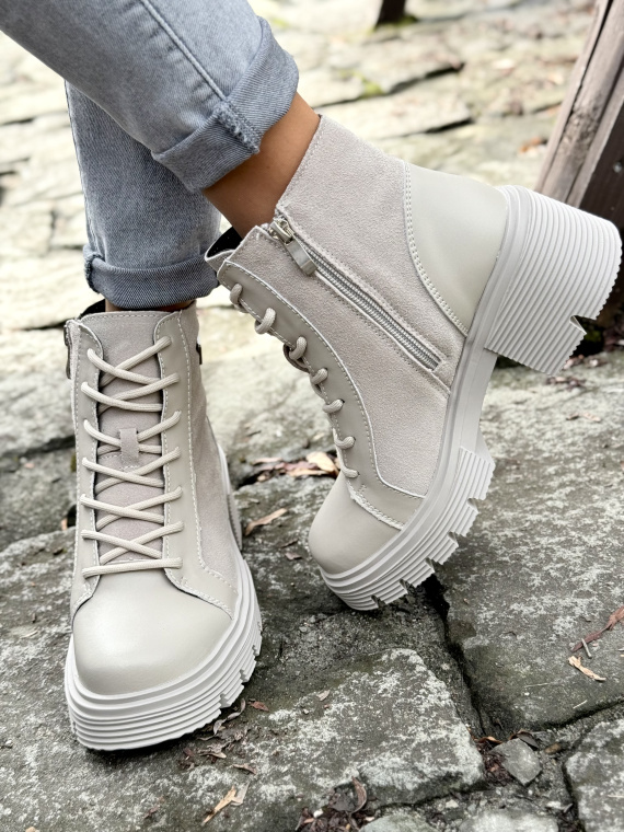 Botki ze skóry naturalnej – styl i wygoda na co dzień