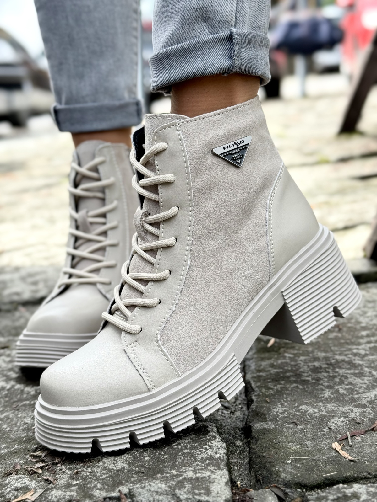 Botki ze skóry naturalnej – styl i wygoda na co dzień